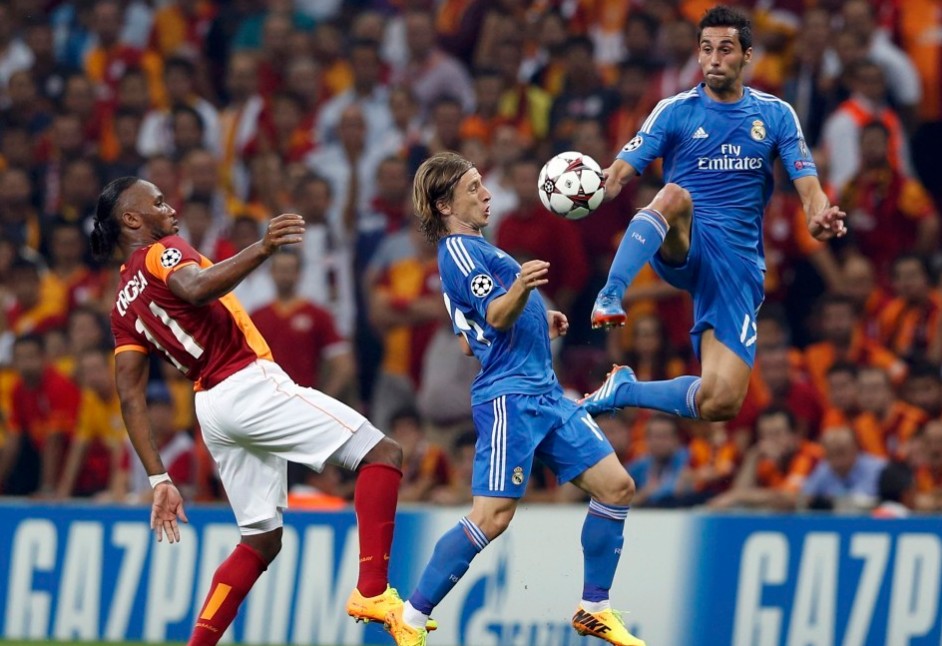 加拉塔萨雷：欧冠赛场上的“逆袭者”